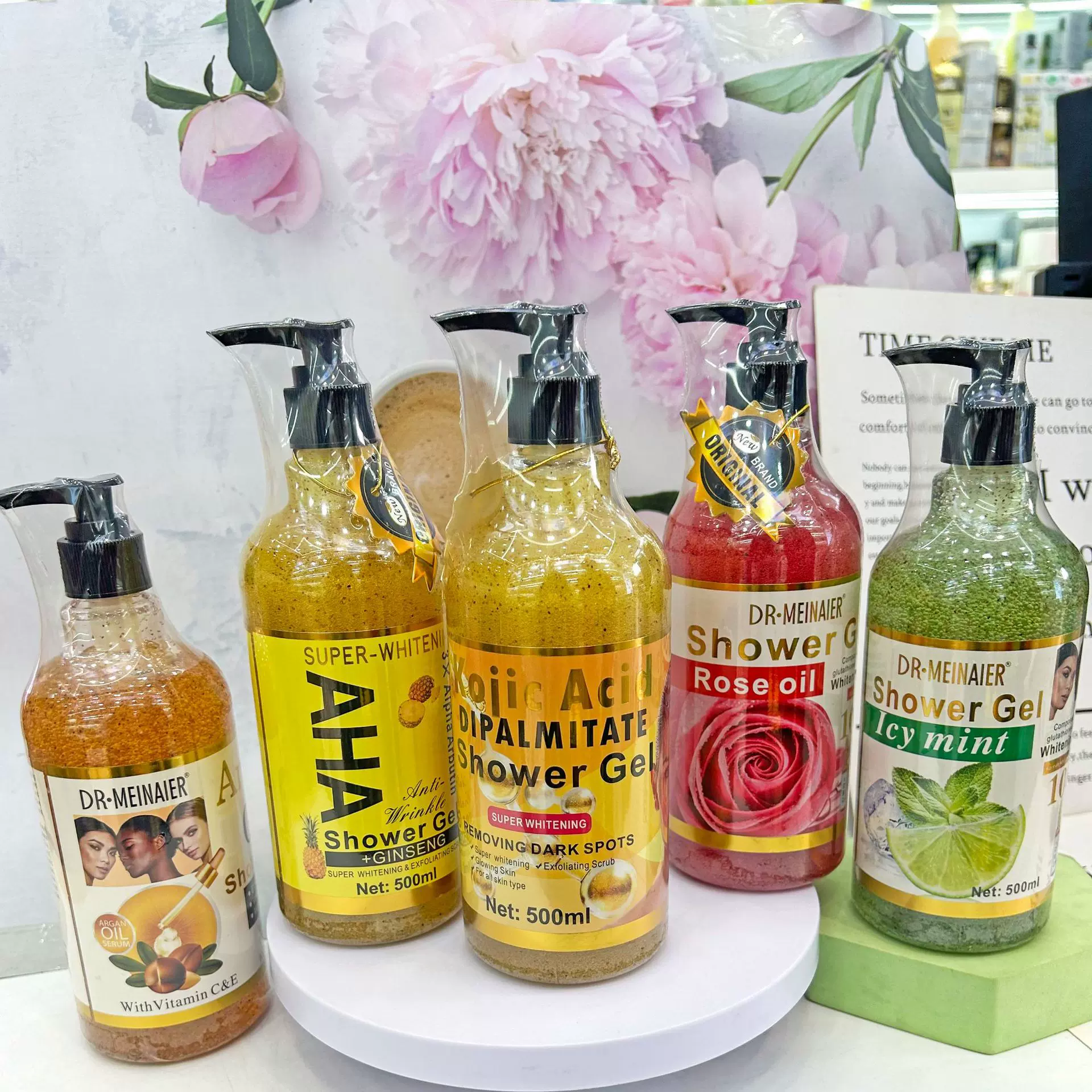 跨境专供 丝滑肌肤熊果苷沐浴露 500ml 泡沫丰富胡萝卜清洁乳