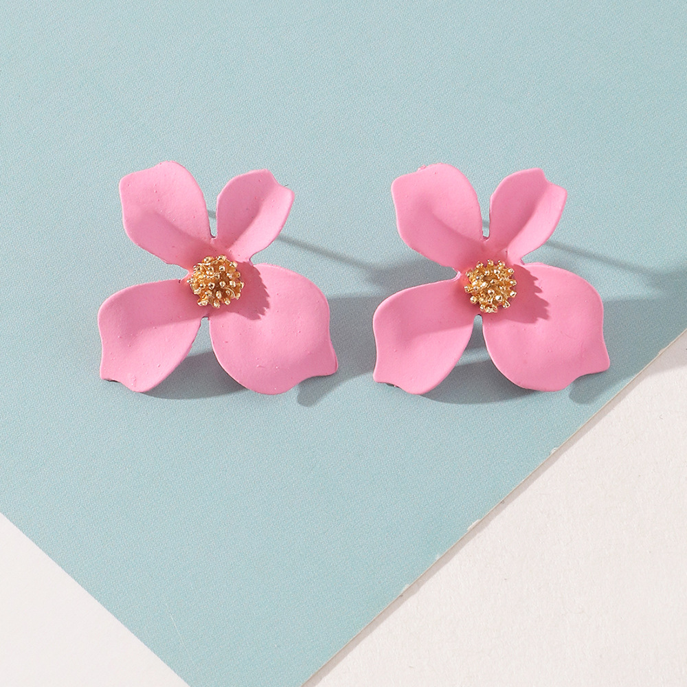 Wholesale Jewelry Paint Flower Shape Stud Earrings Nihaojewelry display picture 7