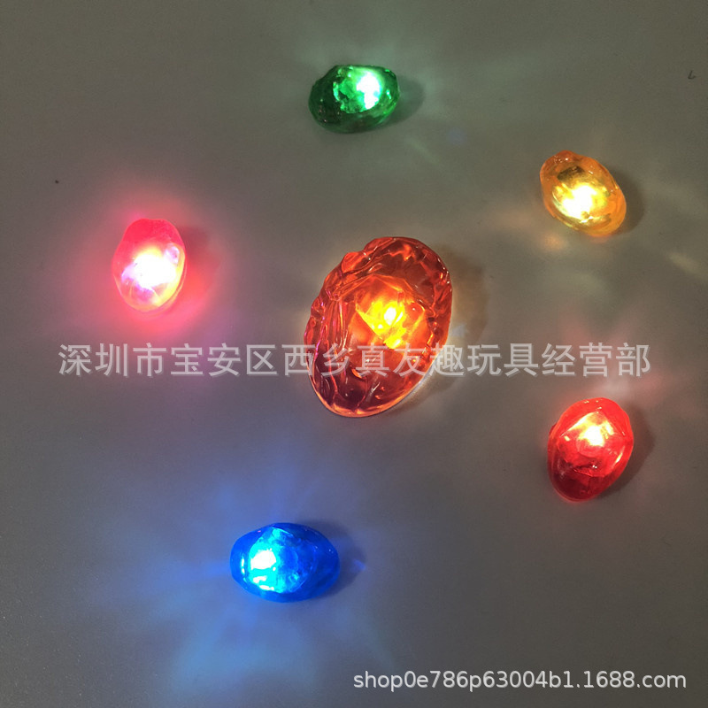 Guantes de guerra infinitos mieba con luces gema desmontables Guantes de niños duplex Xia de acero directo de fábrica