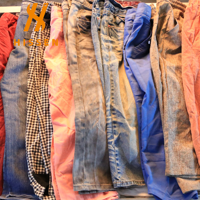 中国二手衣服供应商used clothes二手女服装春夏七分裤混批出口