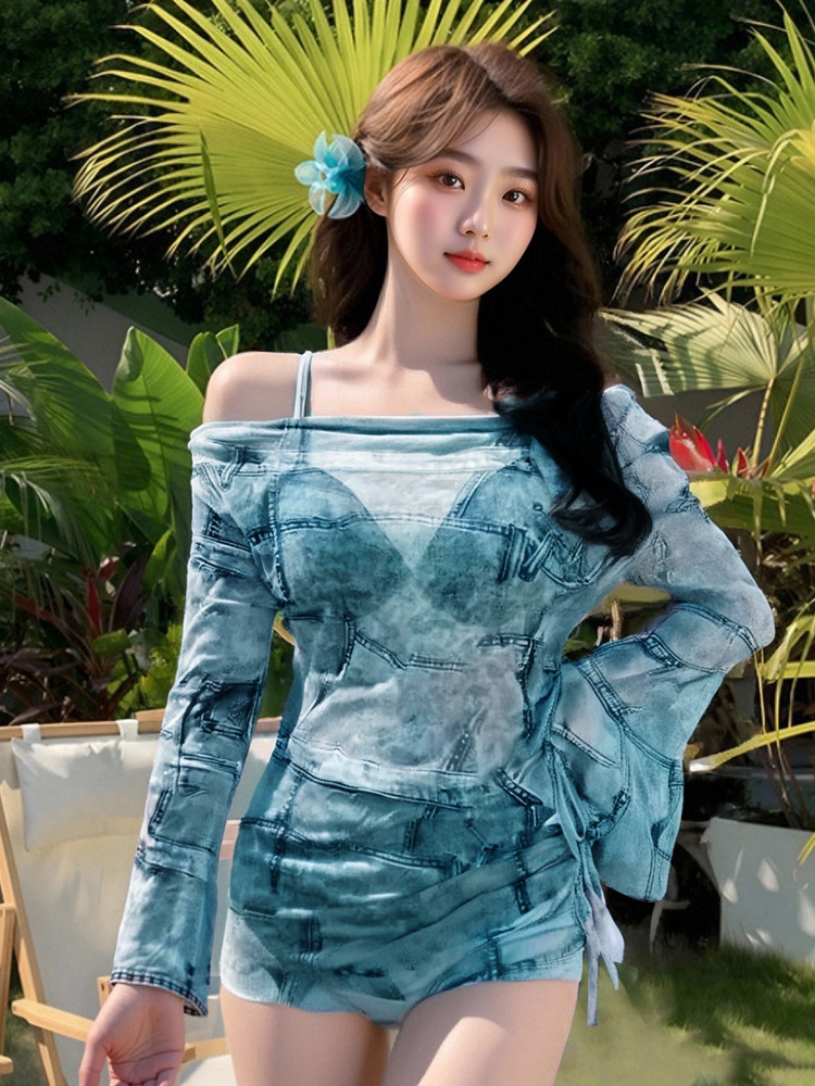 Azul marino (traje de tres piezas de blusa)