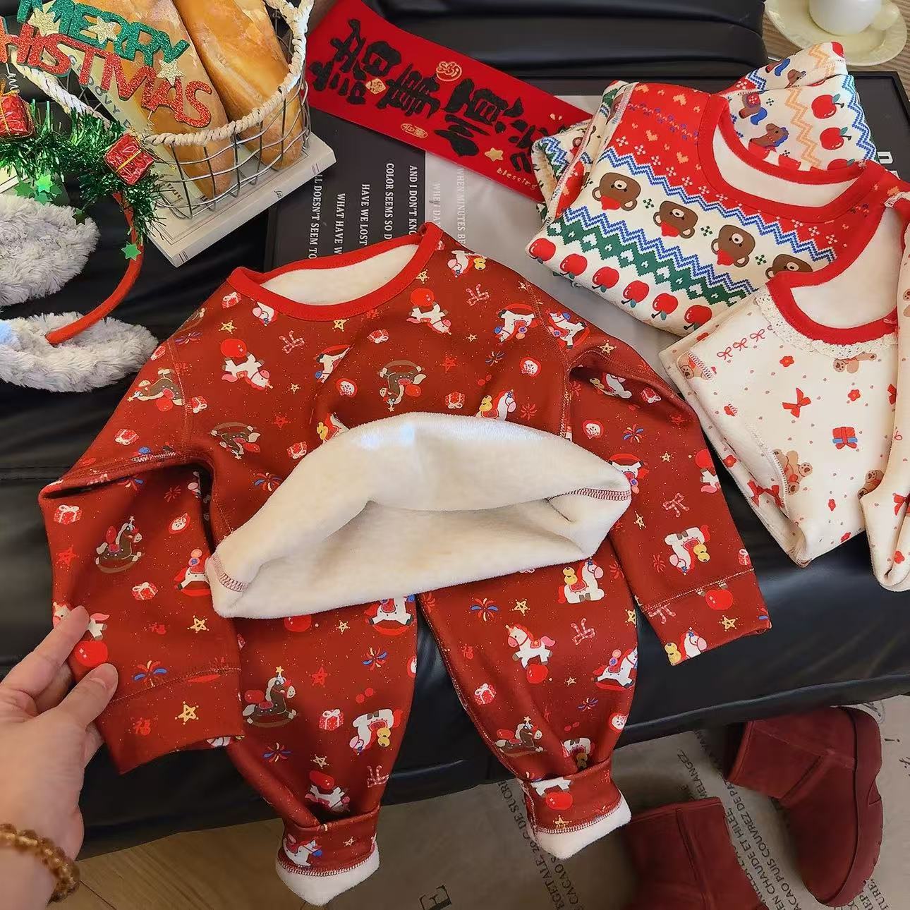 Su bebé, ropa interior cálida para niños, sin hueso, grueso 500g de lana, chaqueta de seda, pantalones de invierno, pijamas de invierno