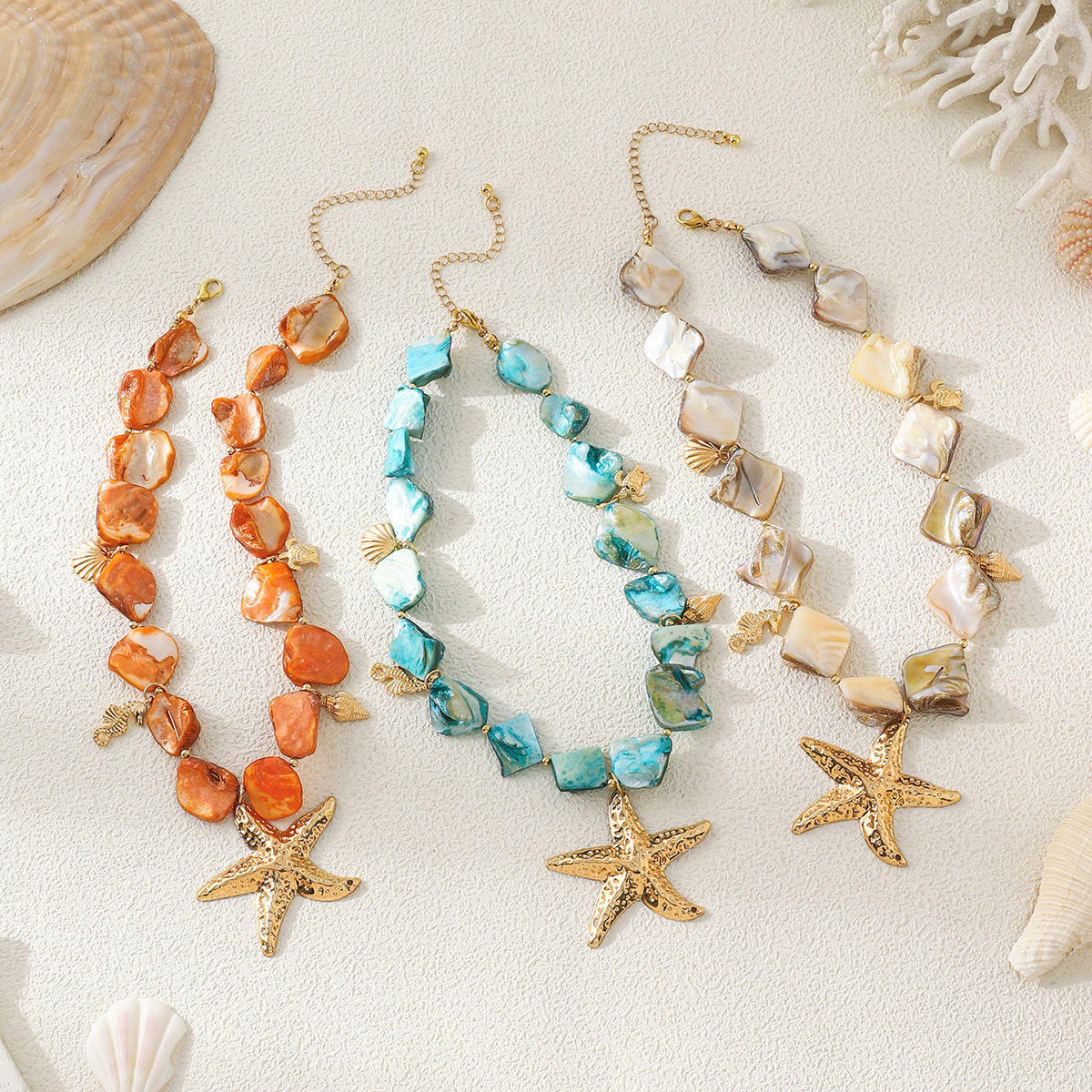 Colar longo estilo oceano com concha e estrela do mar_voghion.com