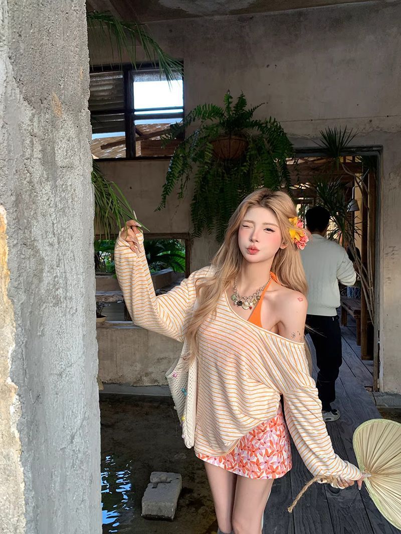 Sweet and Spicy Girl Style Off-Shoulder Striped Long-Sleeve T-Shirt with Chest Pads, Orange Camisole, 2026 Vacation Set