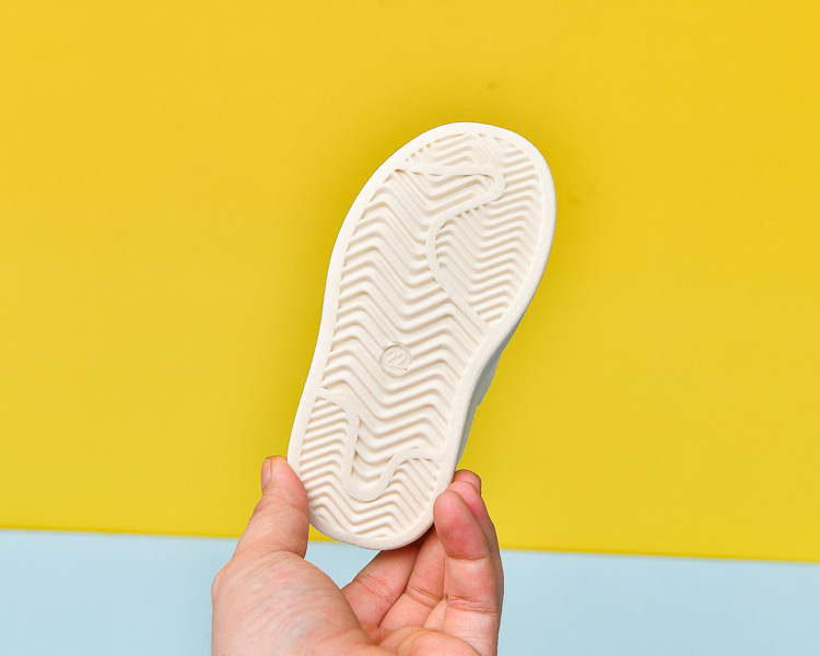 Porta per bambini 2024 primavera autunno nuova moda con punta a punta per bambini e bambine che corrono_voghion.com