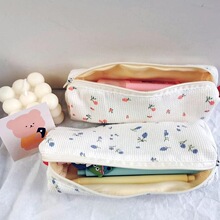 K 57636 Small Floral Pattern Pencil Case С�黨�ʴ�