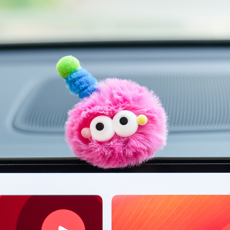 Decoración de pantalla de control central para automóviles Espejo retrovisor caricatura lindo peluche pequeño monstruo bola de pelo joyas de automóviles Decoración