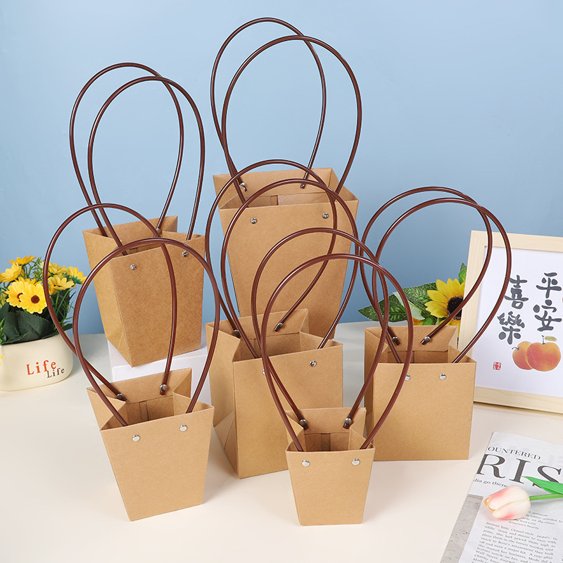 牛皮纸卡纸手提纸袋礼品服装购物包装纸袋梯形打包外卖袋子批发