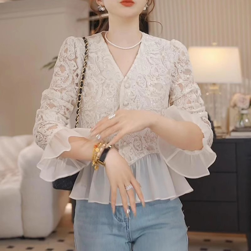 New Sequin Fashion Lace Shirt Women's Clothing 2025 Spring Fat mm Slimming Look Trumpet Sleeve Versatile Top