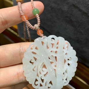 I would like to thank Yu Tang Xinjiang Hetian jade suet jade blessing white water moist delicate as fat hollow carved bamboo section