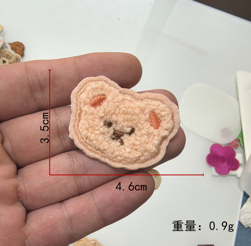 依绣自粘毛巾绣刺绣布贴 补丁贴装饰小动物可爱小熊儿童服装布贴|undefined