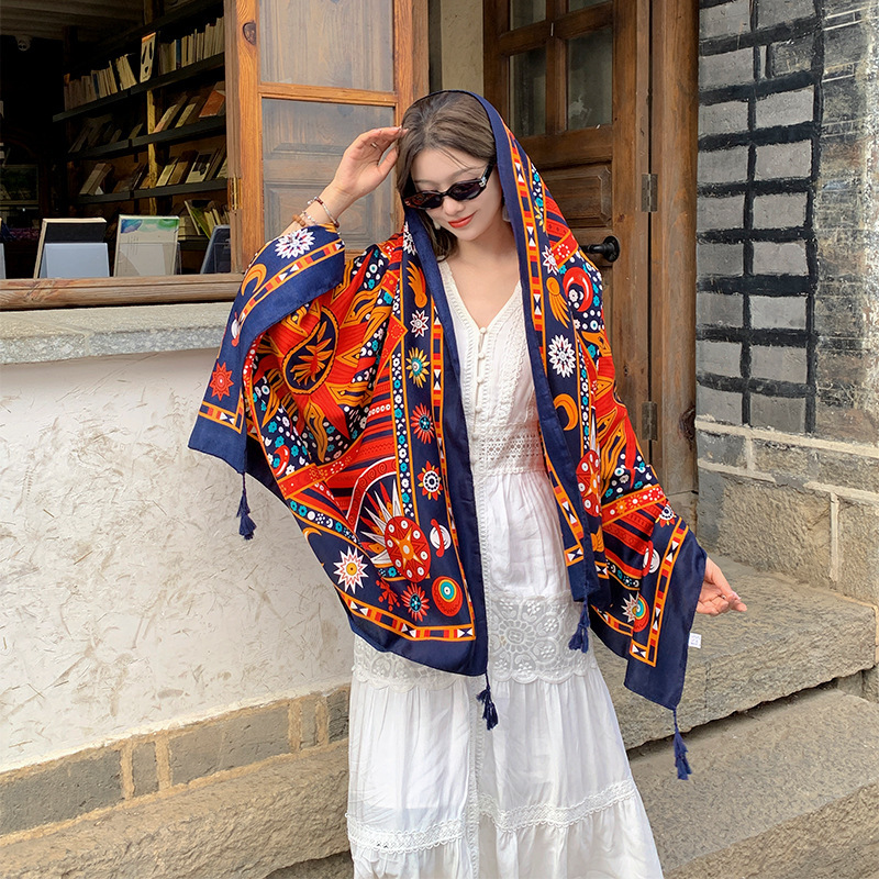 Primavera y verano nuevo yunnan lijiang estilo étnico protección solar al aire libre toalla de playa doble uso aire acondicionado chal algodón y lino sensación bufanda de seda