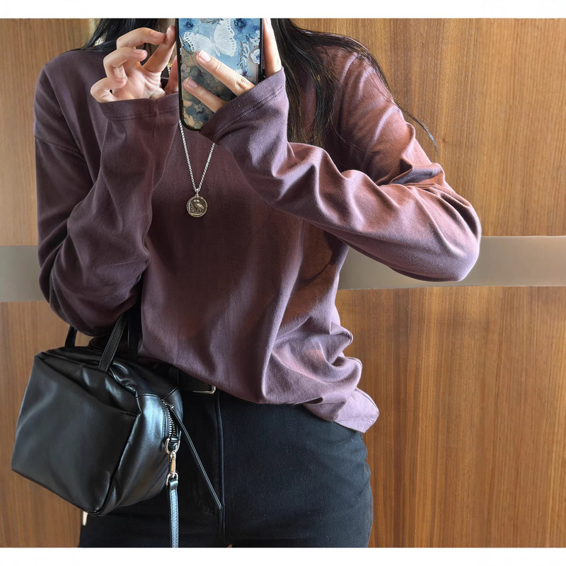 "Soft to the Touch" Has Me Feeling Emotional! I Can'T Take My Eyes Off It!! Simple yet Stylish Top "Soft to the Touch" Has Me Feeling Emotional! I Can'T Take My Eyes Off It!! Simple yet Stylish Top