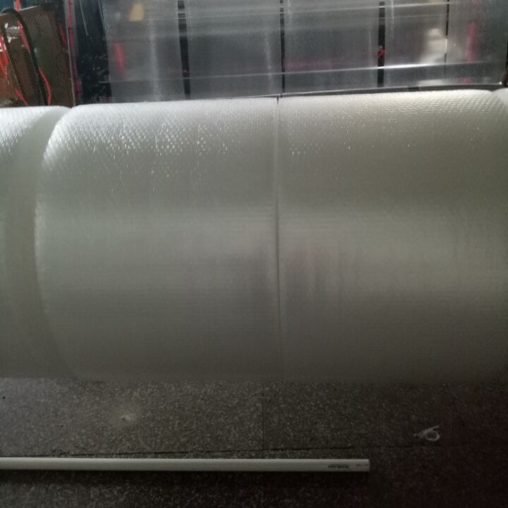 专业制订各大小规格优质  汽泡袋 气泡膜  13642944388洽谈