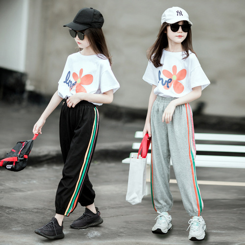 Pure cotton girls casual sports suit 2024 spring and summer new style big children's fashionable Internet celebrity short-sleeved two-piece set