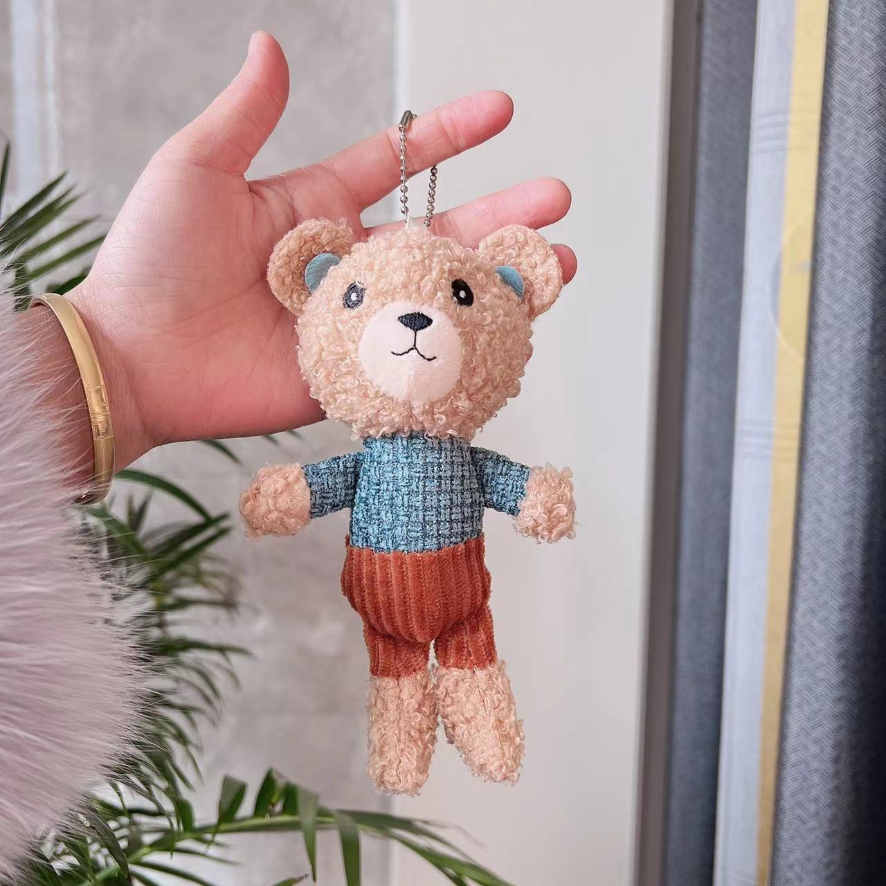 Tiktok oso de peluche muñeca amor peluche oso muñeca llavero colgante muñeca oso muñeca al por mayor