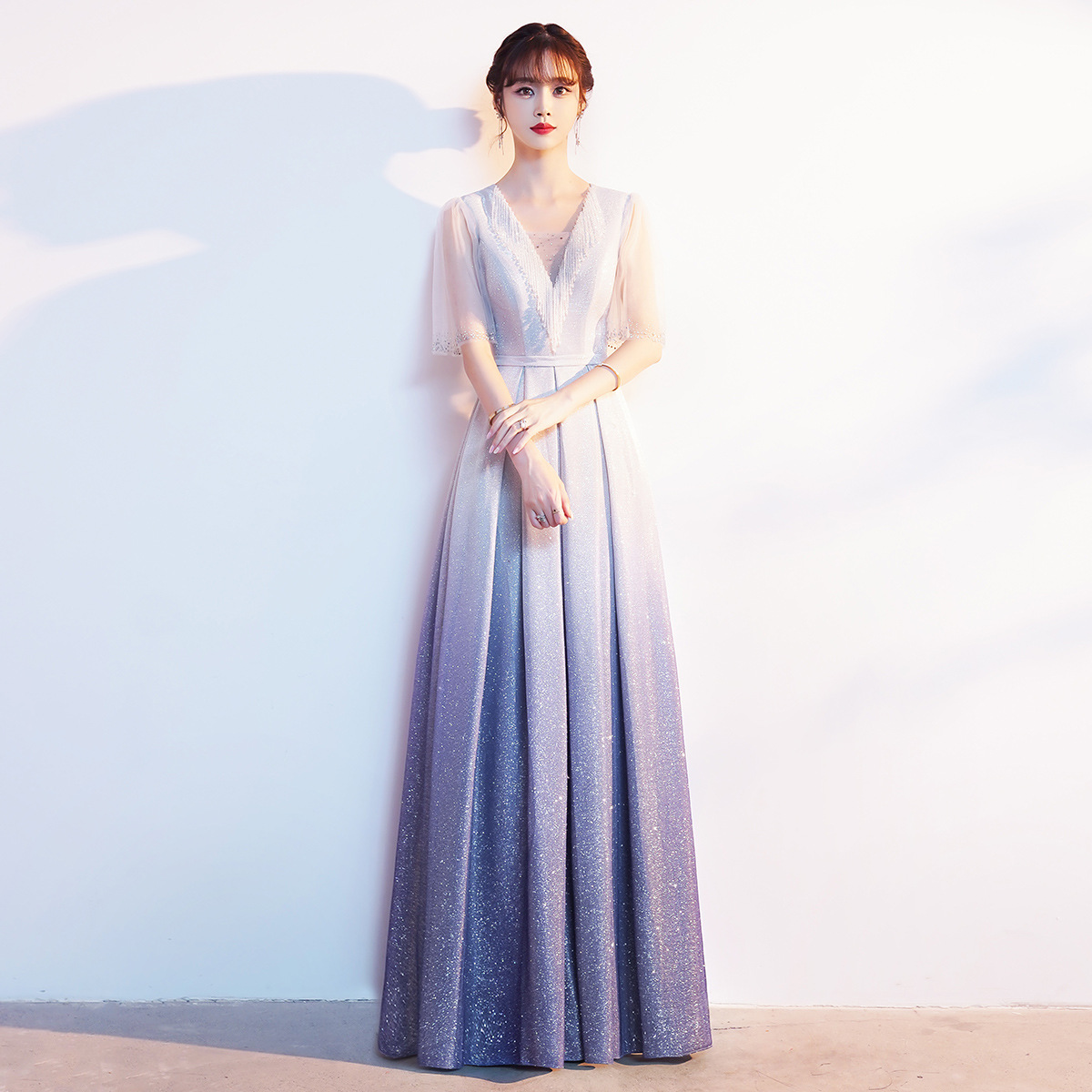 (Mới) Mã B4350 Giá 1640K: Váy Đầm Liền Thân Dáng Dài Nữ Metyry Thời Trang Nữ Chất Liệu G05 Sản Phẩm Mới, (Miễn Phí Vận Chuyển Toàn Quốc).