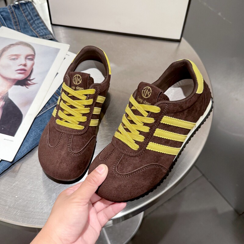 Genuine Leather Flats-Soled Moral Training Shoes 2025 Autum New Three-Stripe Round-Toe White Shoes Soft-Soled Sports and Leisure Sneakers