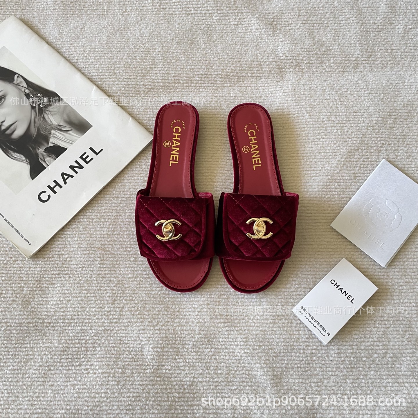 Xiangjia lingue bolso de escuela de verano 2025 nuevo estilo de moda de una palabra mujer ropa de estilo francés trapos de piso plano