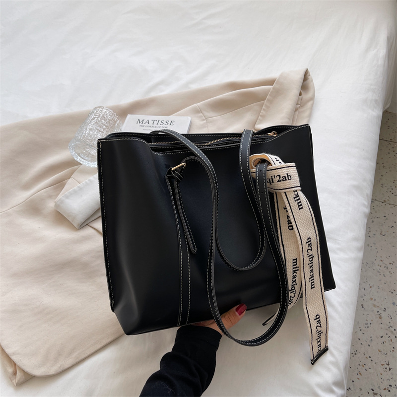 High-quality Vintage Women's 2026 New Trendy Stylish Shoulder Commuter Popular Soft Leather Tote Bag_voghion.com