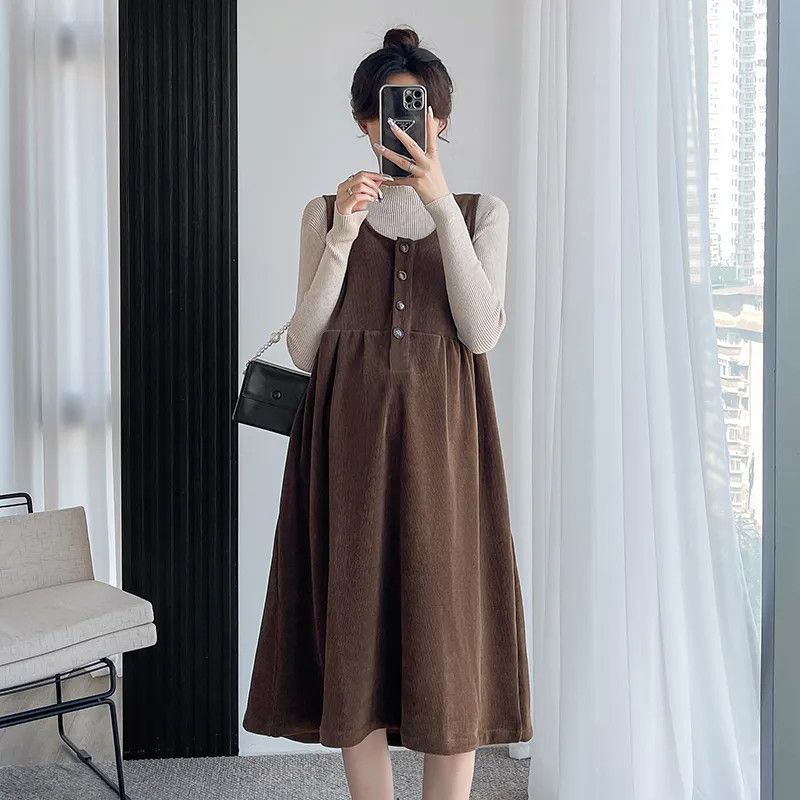 孕妇裙春秋灯芯绒新款胖mm宽松显瘦连衣裙加绒加厚秋冬遮肚背带裙