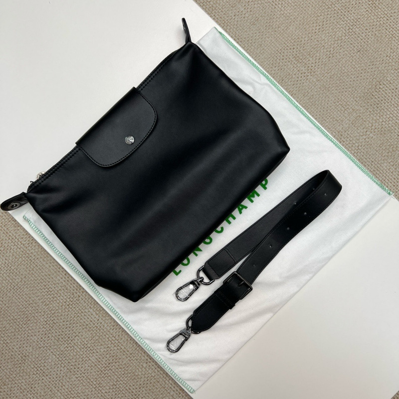 高品質の新型XTRAの小さい牛革の大きいサイズのわきの下で女性の本革のHOBOの郵便の差の大容量の斜め掛けのショルダーバッグ|undefined