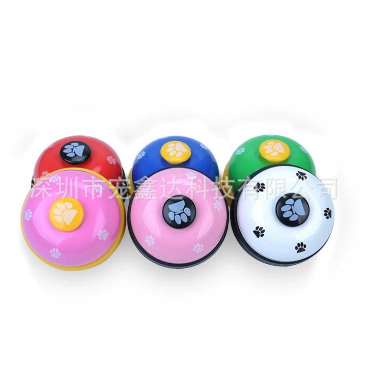 Интерактивная игрушка След домашних животных Колокольчик для дрессировки кошек и собак Заказ звонка Металлический звук Прицеп для собак Игрушка