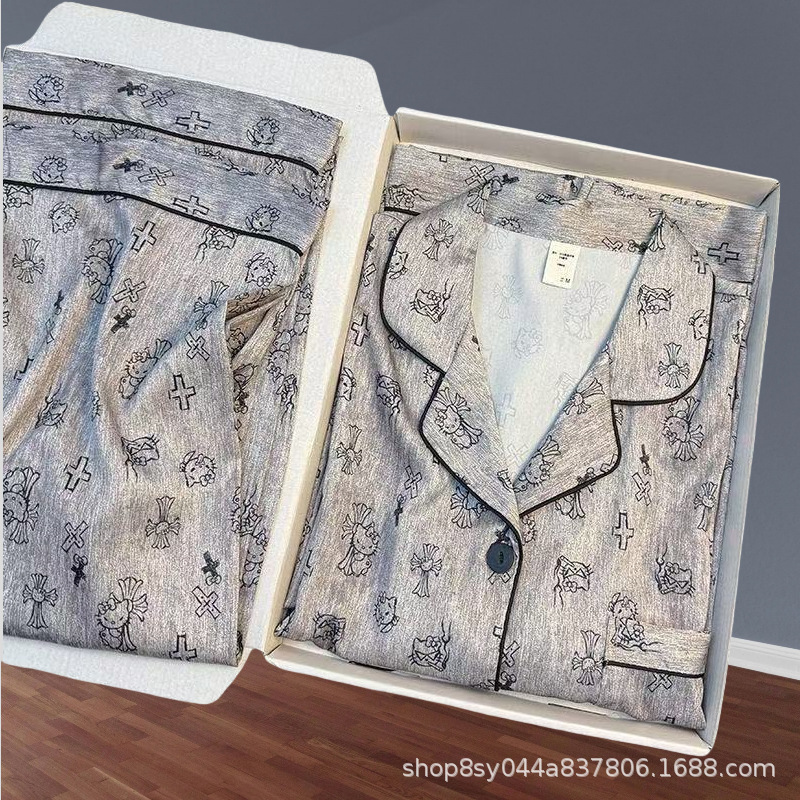 Butterfly imprimido pijama de primavera y otoño de mujeres nuevo 2025 seda de hielo ropa doméstica dos piezas de fábrica de comercio exterior transfronterizo