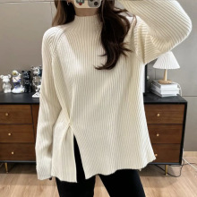 秋冬新款半高领针织打底衫开叉纽扣设计感上衣加厚宽松显瘦毛衣女