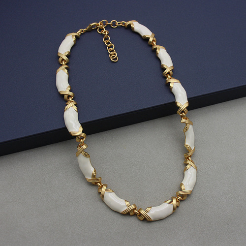 Ancient-style jewelry white enamel set elegant exquisite craftsmanship classic geometric necklace, fine workmanship ancient set bamboo joint