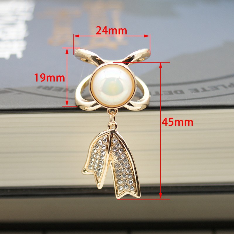 Corea del Sur multi-funcional bufanda hebilla de alta calidad perla moda nueva Camelia windbreaker cinturón hebilla de alta gama joyería al por mayor