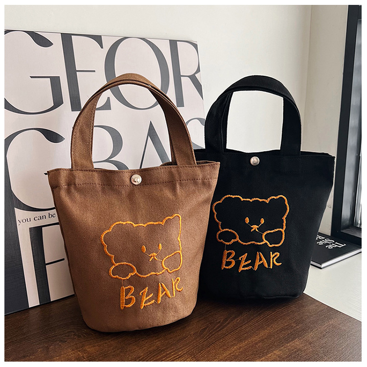 Personalized ladies' bucket bag, versatile and cute canvas bear wholesale, simple Japanese style new handbag undefined