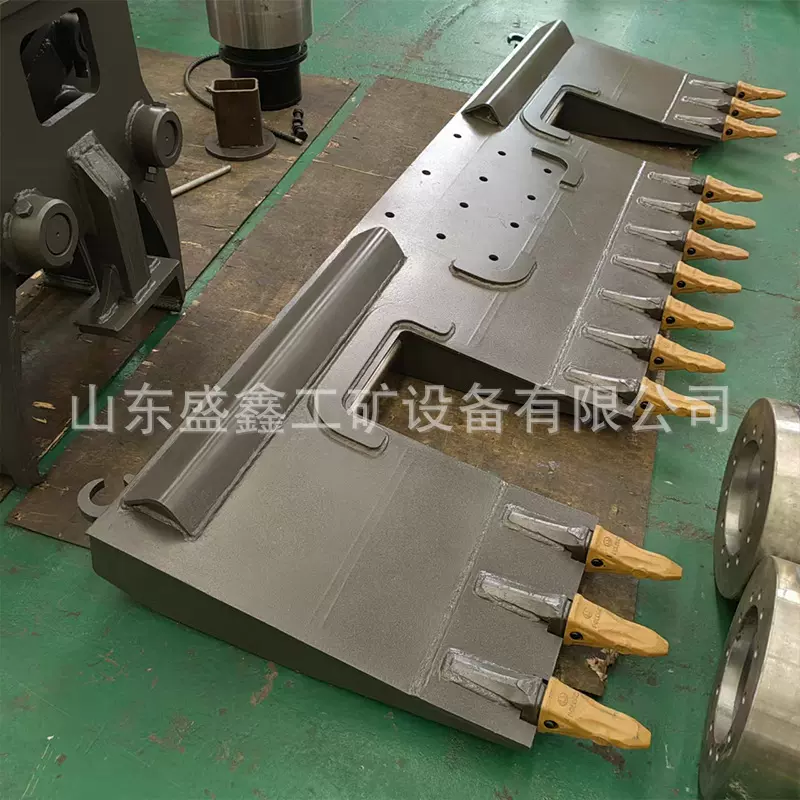 挖掘机换枕机 铁路枕木更换机器 挖掘机改装铁轨换枕机枕木铺设机