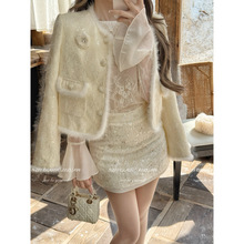 NZFS 楠子家-绒上新名媛千金风蕾丝拼接小香风保暖羽绒服外套9788