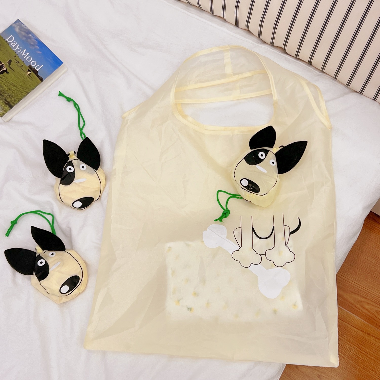Casual Animal Polyester Shopping Bags display picture 4
