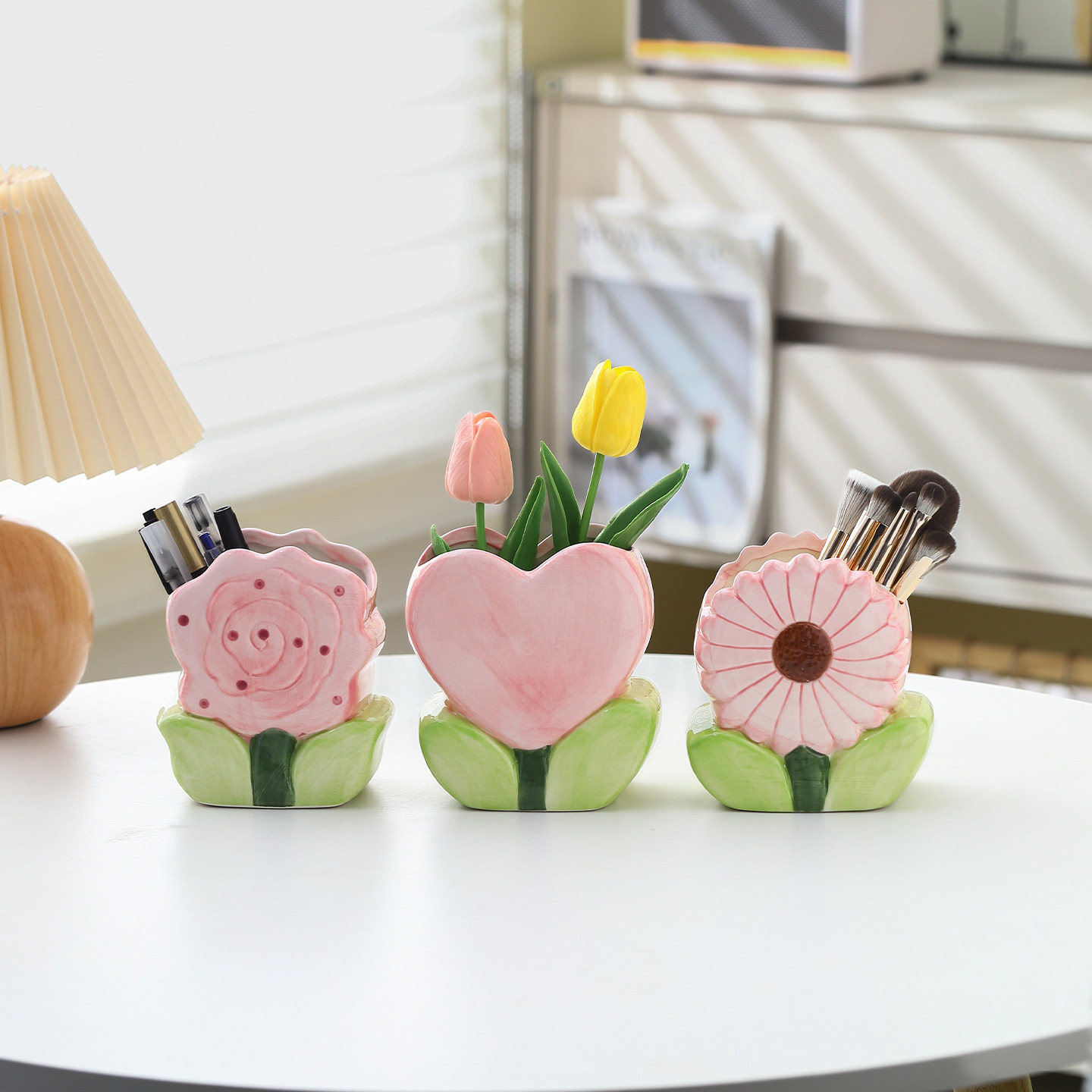 Flower Pen Holder Ceramic Desktop Cute Girls Makeup Brush Storage Box Office Stationery Rack Holiday Gift