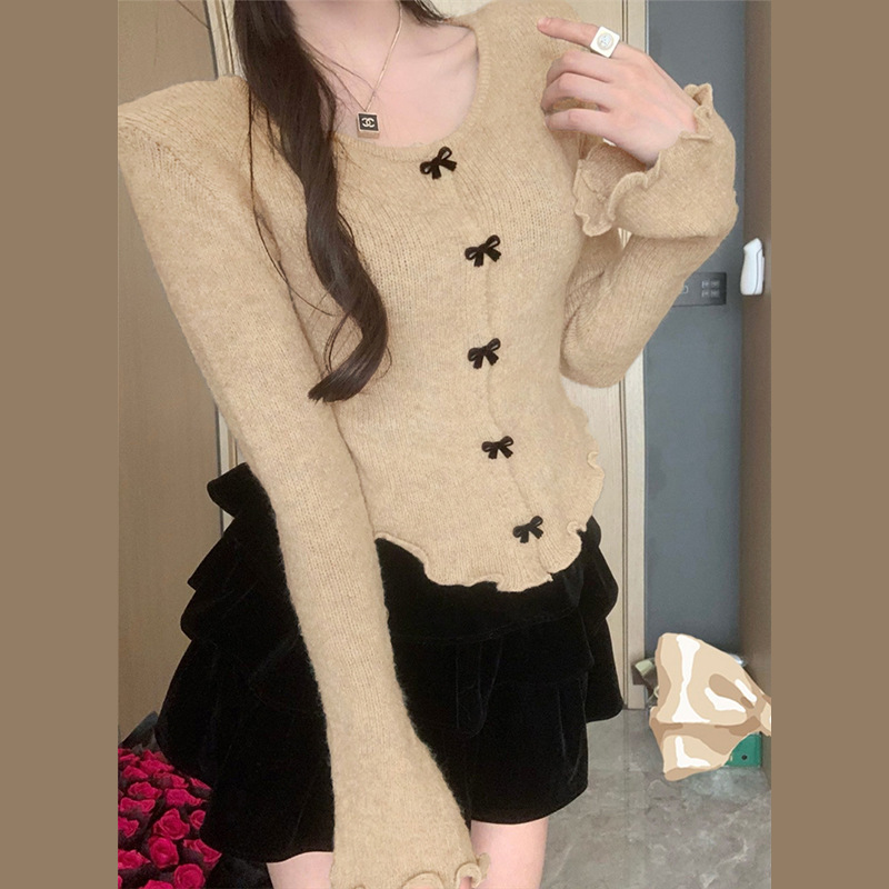 圣诞红色针织衫女秋冬季2025新款爆款毛衣内搭打底衫别致绝美上衣|undefined