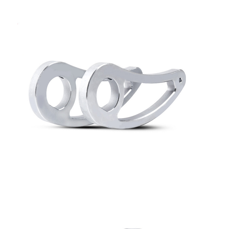 ��ɽ��е�Ǳ��������