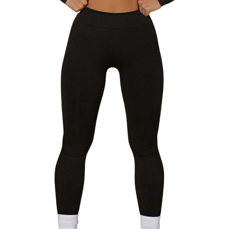 Ropa de Yoga de secado rápido europea y americana pantalones cortos largos de hilo sin costuras para correr deportes transpirable Slim stretch adelgazamiento pantalones de yoga para mujeres