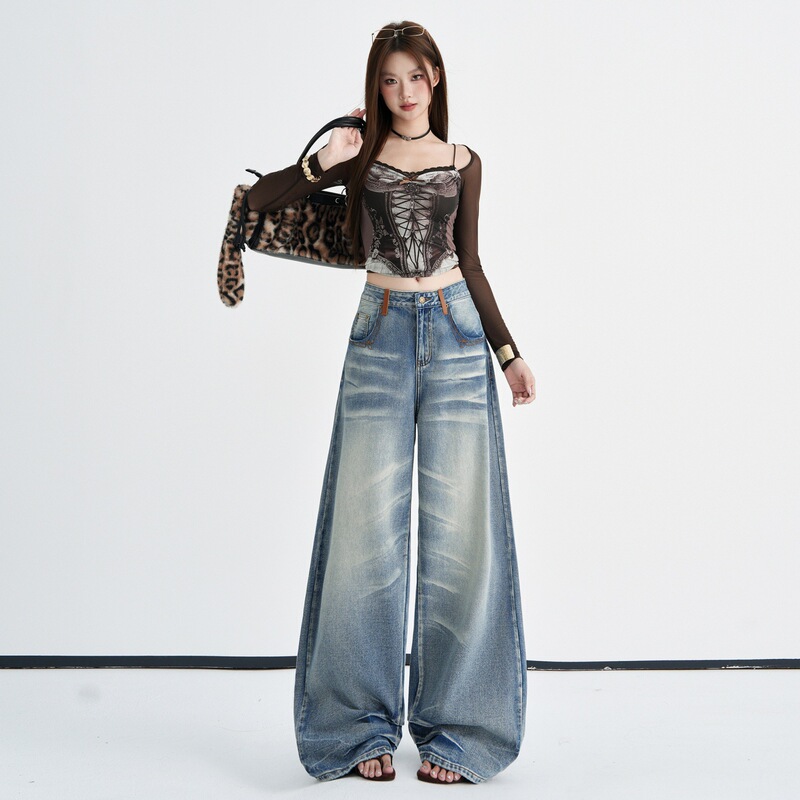 Denim blue heavy wash hand-scratch cat-ear distressed leather contrast fashion jeans for women, 26 autumn new style Denim blue heavy wash hand-scratch cat-ear distressed leather contrast fashion jeans for women, 26 autumn new style