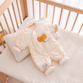 新生婴儿衣服秋冬装0-3月初生宝宝连体衣夹棉哈衣爬服护肚和尚服