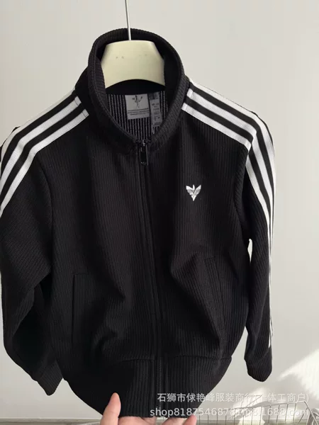 Three-Stripe Stand-Collar Sports Jacket with Embroidered Logo, High-Quality Replica, Pure Cotton, Loose Fit, Breathable, Trendy Cardigan Top