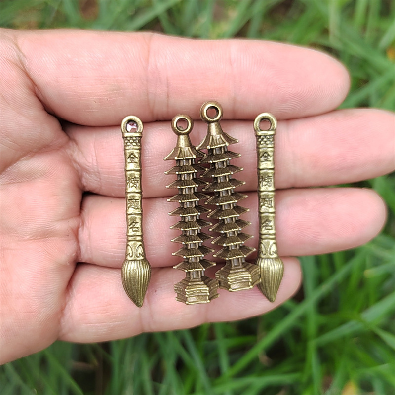 Imitation brass old Lei Feng Tower town nine-layer Wenchang Tower champion gold ranking pen keychain pendant pendant pendant Imitation brass old Lei Feng Tower town nine-layer Wenchang Tower champion gold ranking pen keychain pendant pendant pendant