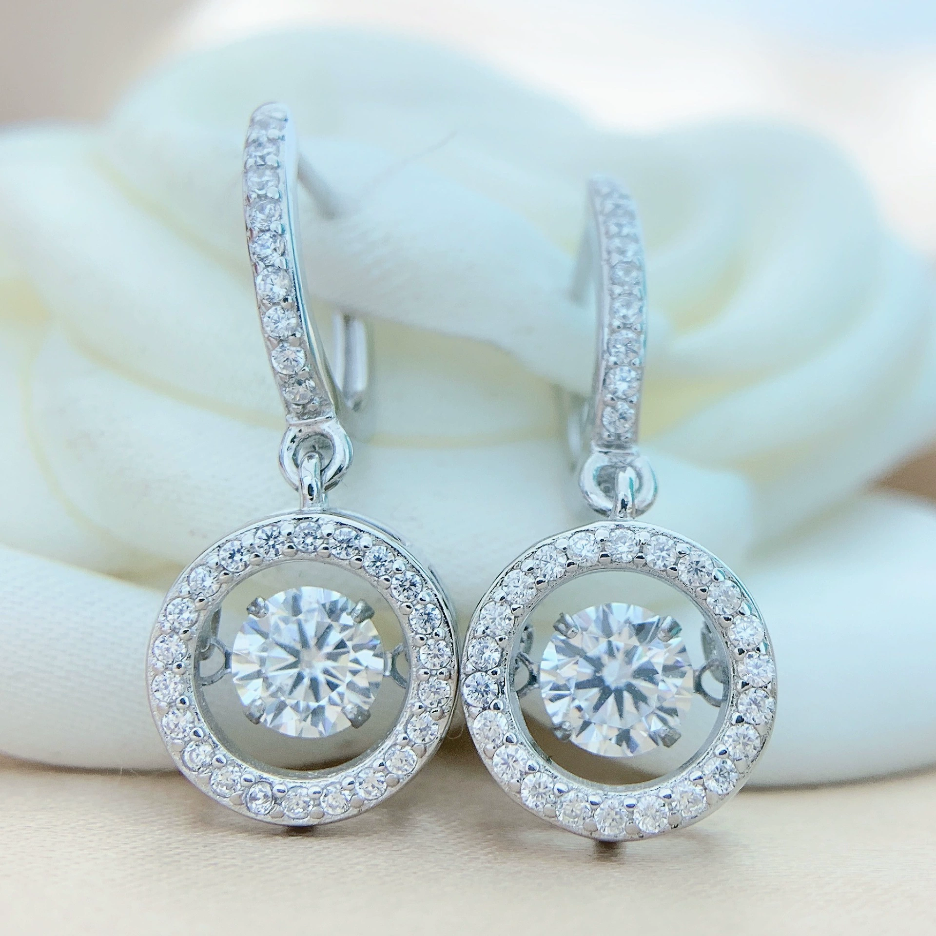 Серебро S925 Silk Mossian с моссовидным камнем, серьги-аксессуар, кросс-стиль