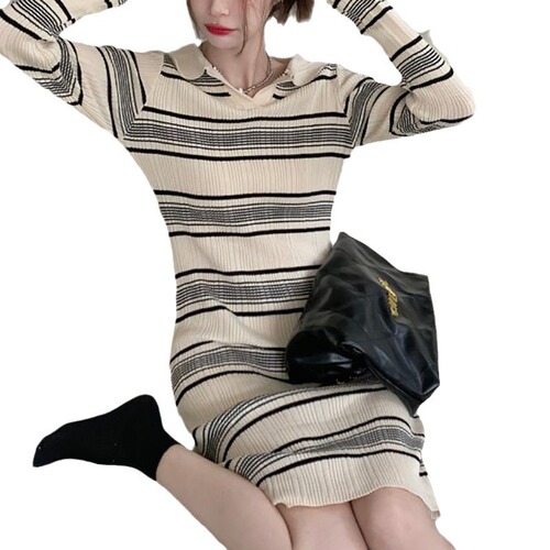 Hong Kong style Korean style black and white contrasting striped dress for women autumn and winter new slim fit and gentle temperament knitted long skirt
