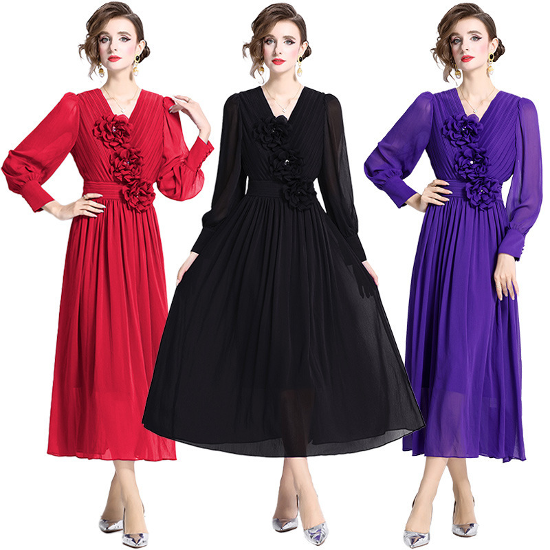 Autumn 2024 New Heavy Work Pleated Three-dimensional Flower Beaded V-neck Long Sleeve Dress Long Skirt Banquet dress Autumn 2024 New Heavy Work Pleated Three-dimensional Flower Beaded V-neck Long Sleeve Dress Long Skirt Banquet dress