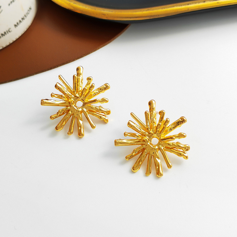 Retro Geometric Copper Plating Ear Studs 1 Pair