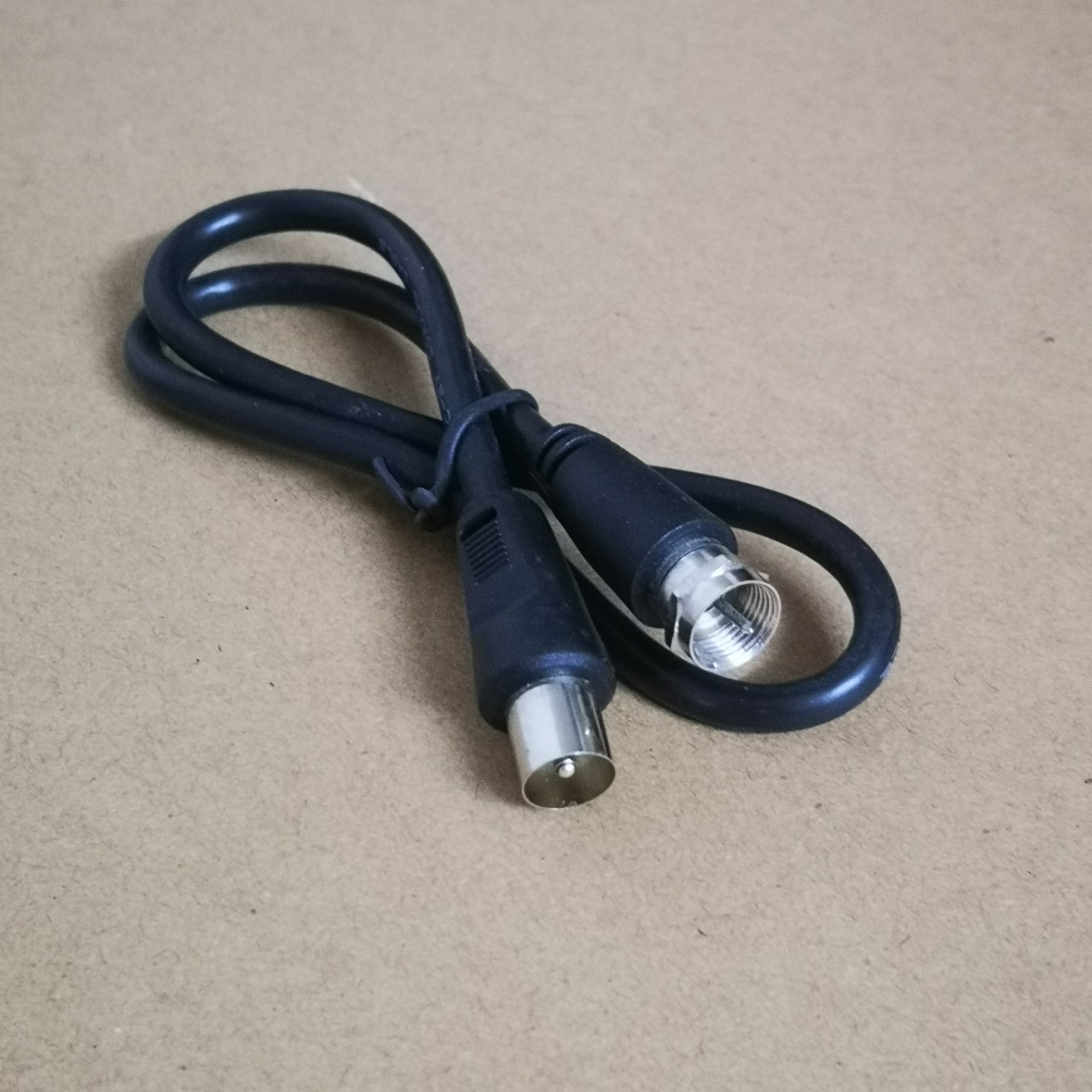 TV��CATV���ߵ����߹�ת9.5ĸͷͭ����ͬ��ʵ��Fͷ�ߵ���·������