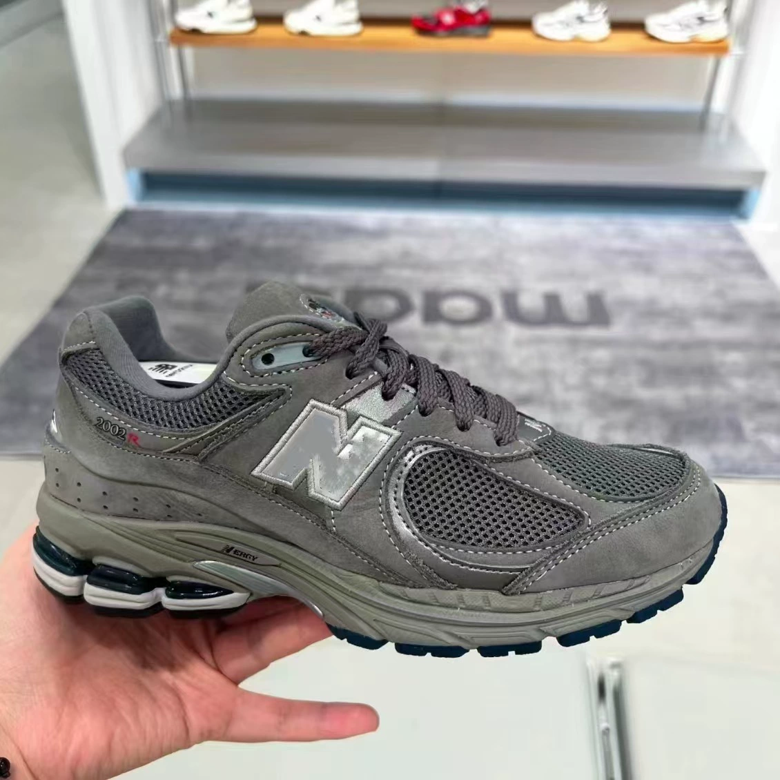 Putian Shoes Nb2002R Classic Gray Men's and Women's Shoes Casual Retro Sports Shoes Nb530 Couple Dad Shoes Lightweight