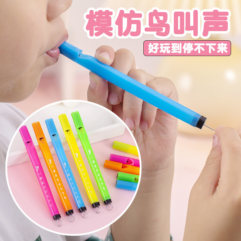 Yiwu pequeño mercado nocturno de productos básicos plaza de puestos de niños iluminados collar pequeños juguetes puestos empujando el parque de la red fuente de bienes